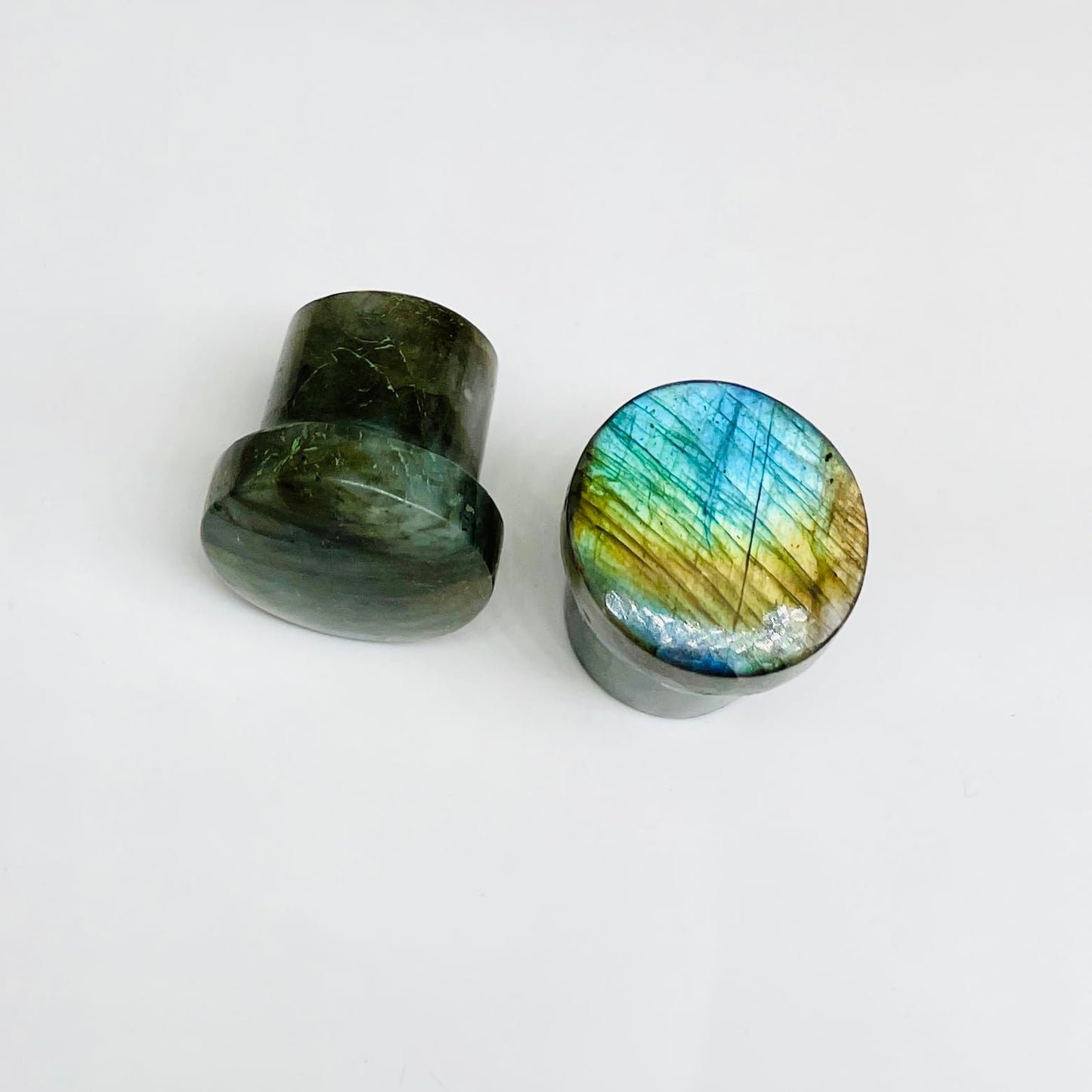 Naga Body Jewelry Pair of Multi Flash Natural Labradorite Gemstone Round Shaped Ear Piercing Single Flared Gauges & Plugs Naga Plug Body Jewelry Size 8g (3mm) to 1" (25mm)