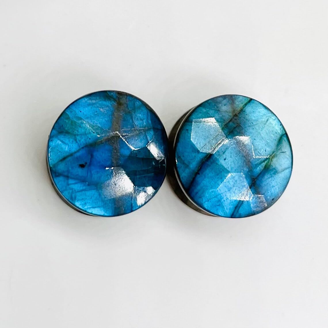 Natural Blue Flash Labradorite Crystal Double Flare Ear Piercing Naga Body Jewelry Round Ear Plugs Gauges Size 8g (3mm) to 1" (25mm) Customized Wholesale Also Available