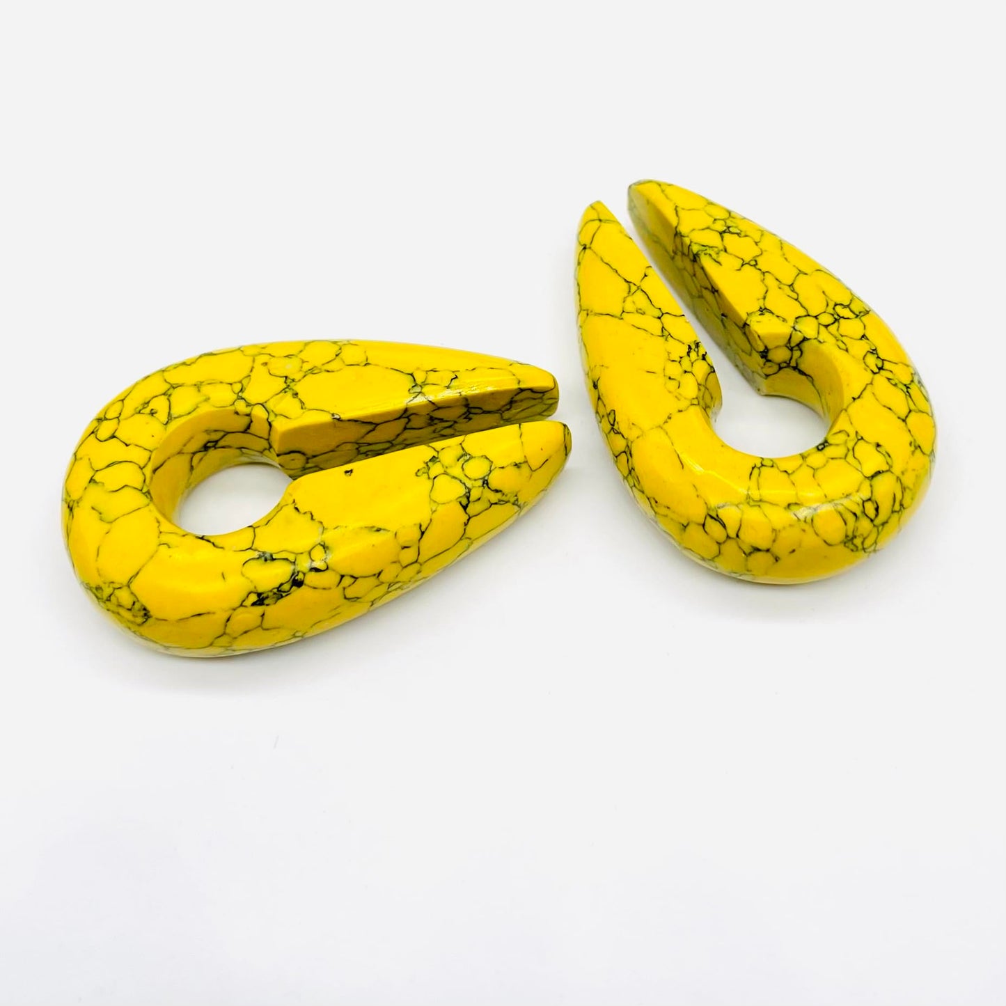 Body Piercing Jewelry Yellow Turquoise Crystal Naga Ear Weights Hangers Keyhole Gauges 2g (6mm) to 00g (10mm) Customized Size & Wholesale Also Available