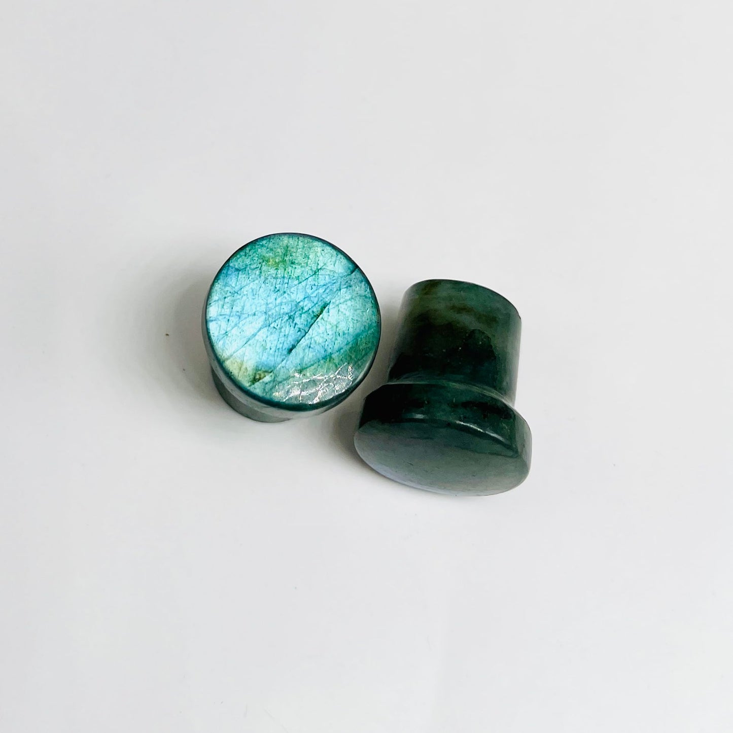 Labradorite Gemstone Single Flared Round Shaped Ear Piercing Gauges Plugs Naga Body Jewelry Size 8g (3mm) to 1" (25mm) Customized Size & Wholesale Also Available
