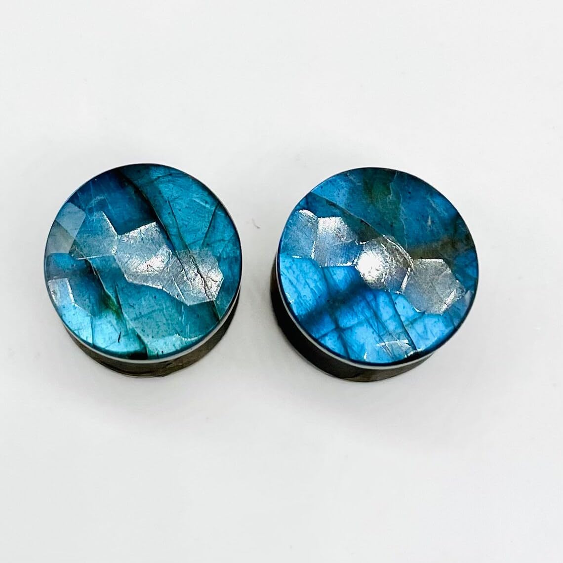 Natural Blue Flash Labradorite Crystal Double Flare Ear Piercing Naga Body Jewelry Round Ear Plugs Gauges Size 8g (3mm) to 1" (25mm) Customized Wholesale Also Available